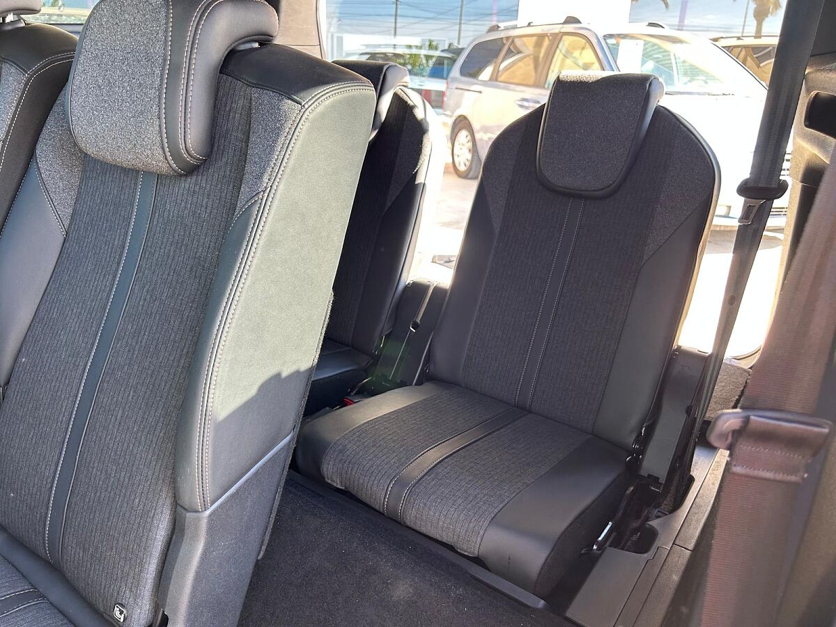 PEUGEOT 5008 GT LINE 1.2 E-THP AUTO SPANISH LHD IN SPAIN 96K 7 SEATS SUPER 2019